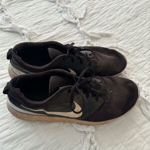 Nike Roshe golf shoes